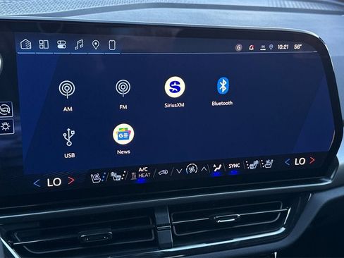 New 2026 Chevrolet Equinox EV RS image 18