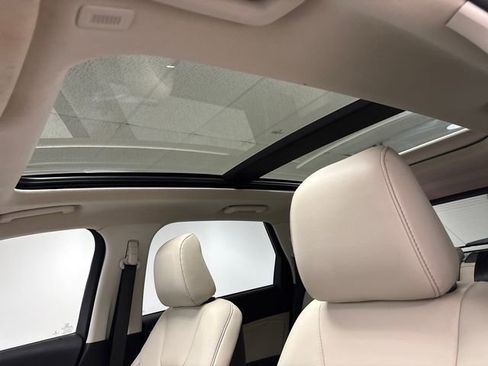 Used 2021 Ford Edge Titanium w/ Class II Trailer Tow Package image 14