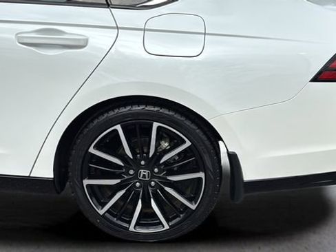 Used 2023 Honda Accord Touring image 34