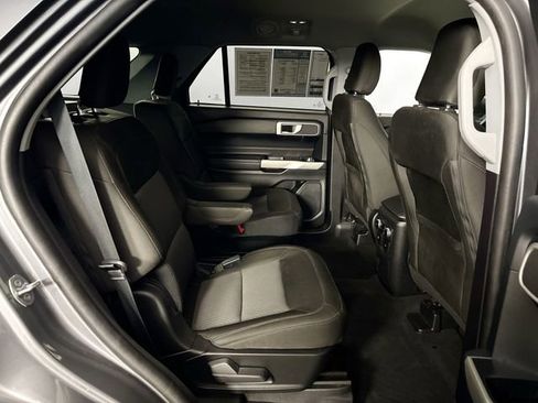 Used 2022 Ford Explorer XLT w/ Class IV Trailer Tow Package image 40