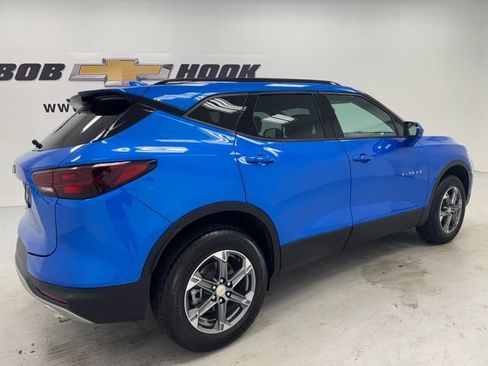 Used 2024 Chevrolet Blazer LT w/ Convenience Package FWD image 5