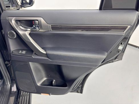 Used 2023 Lexus GX 460 Premium image 48