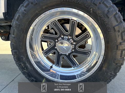 Used 2017 Ford F350 Platinum w/ Platinum Ultimate Package image 5