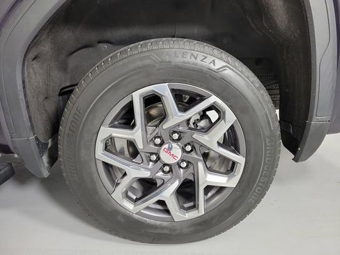 Used 2023 GMC Sierra 1500 SLT RWD image 8
