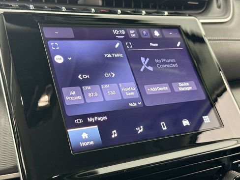 Used 2023 Jeep Grand Cherokee Laredo image 14