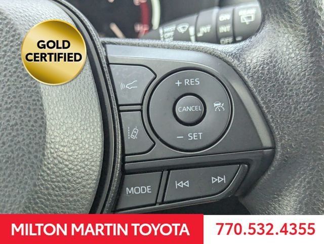 Certified 2025 Toyota RAV4 XLE FWD image 24