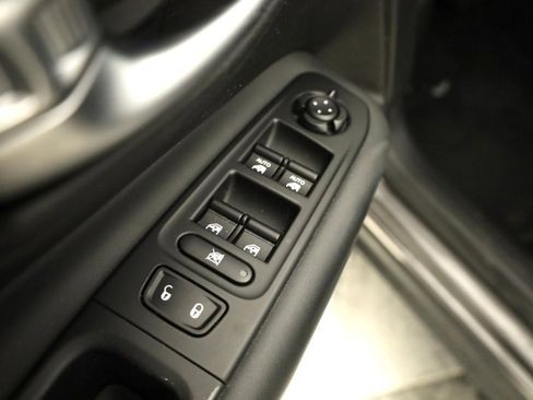 Used 2020 Jeep Renegade Limited image 10