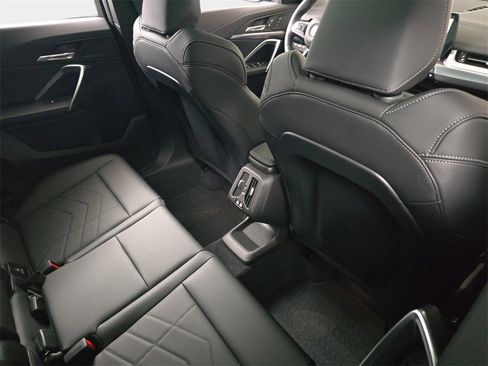 Used 2025 BMW X2 xDrive28i w/ M Sport Package image 14