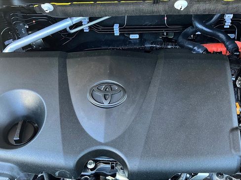 Used 2024 Toyota Venza Limited AWD/4WD image 34