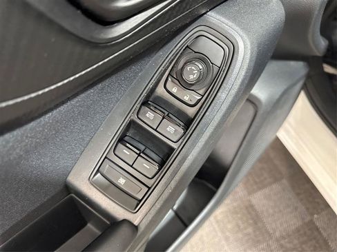 Used 2020 Subaru Impreza 2.0i AWD/4WD image 30