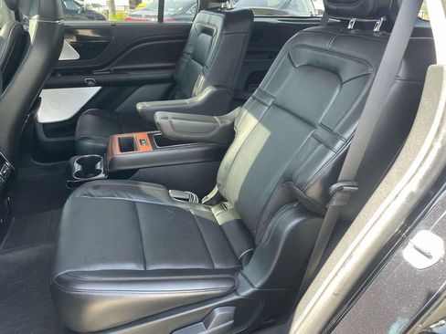Used 2023 Lincoln Aviator Reserve w/ Equipment Group 201A RWD image 21