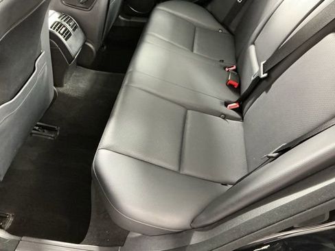 Used 2013 Mercedes-Benz C 300 4MATIC Sedan image 10