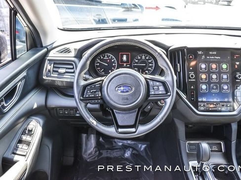 Used 2024 Subaru Ascent Onyx Edition image 2