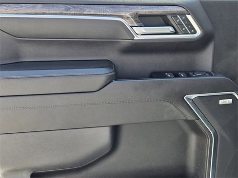 Used 2022 Chevrolet Silverado 1500 LTZ image 23