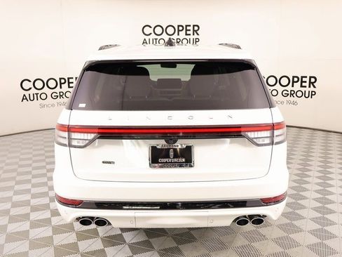 New 2026 Lincoln Aviator Reserve image 23