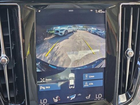 Used 2020 Volvo S60 T5 Momentum image 13