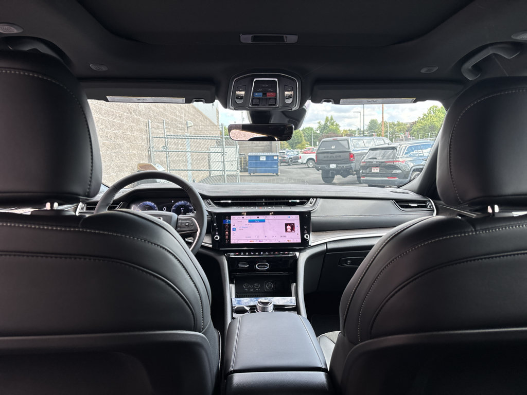 New 2027 Jeep Grand Cherokee L 4WD image 28