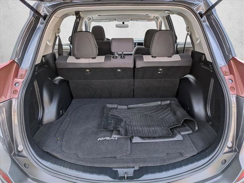 Used 2013 Toyota RAV4 XLE image 7