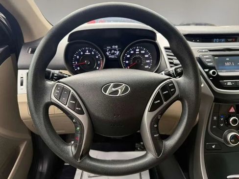 Used 2014 Hyundai Elantra SE w/ Option Group 02 FWD image 20