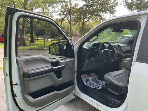 Used 2018 Ford F150 XL w/ Equipment Group 101A Mid AWD/4WD image 10