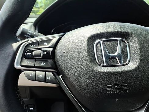 Used 2018 Honda Accord EX-L image 27