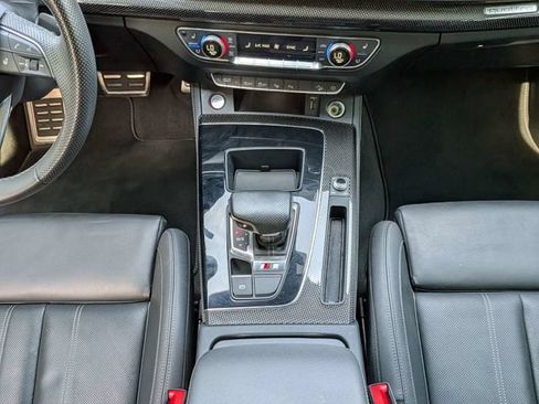 Used 2022 Audi SQ5 Prestige w/ Prestige Package AWD/4WD image 20
