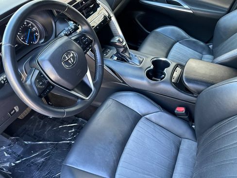 Certified 2021 Toyota Venza XLE AWD/4WD image 10