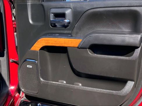 Used 2018 Chevrolet Silverado 2500 High Country w/ Duramax Plus Package image 23