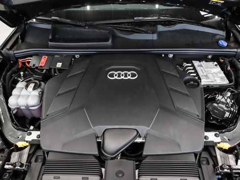 New 2026 Audi Q7 3.0T Prestige image 3