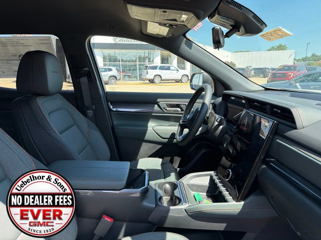 New 2027 GMC Terrain AT4 w/ Convenience Package III AWD/4WD image 2