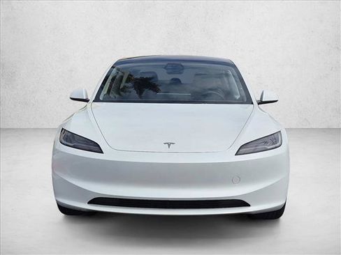 Used 2025 Tesla Model 3 Long Range RWD image 2