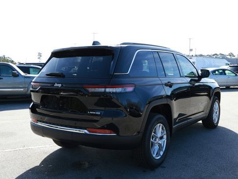 New 2025 Jeep Grand Cherokee Laredo X image 6