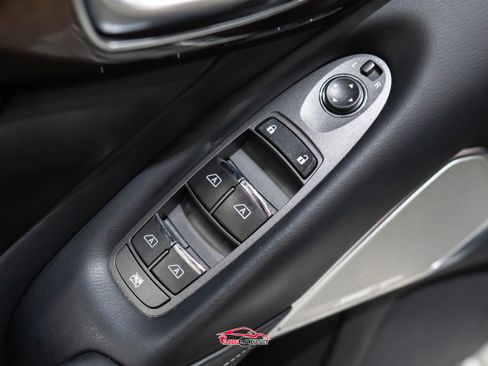 Used 2018 INFINITI Q50 Luxe w/ Sensory Package (Luxe) image 40