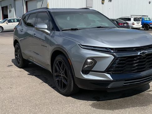 Used 2023 Chevrolet Blazer RS w/ Driver Confidence II Package AWD/4WD image 7