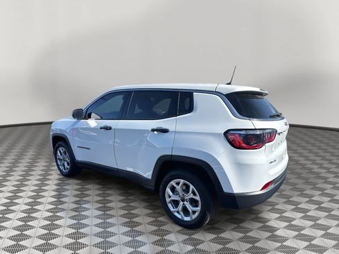Used 2025 Jeep Compass Sport AWD/4WD image 5