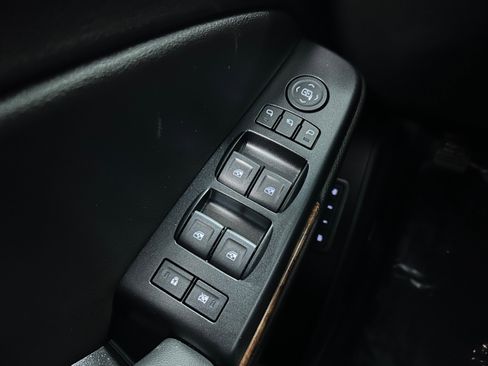 Used 2020 Chevrolet Tahoe Premier image 25