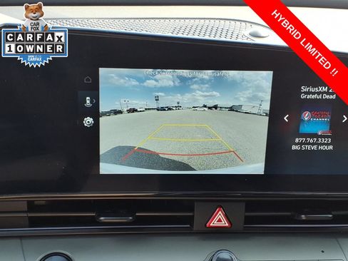 Used 2025 Hyundai Elantra Limited FWD image 21