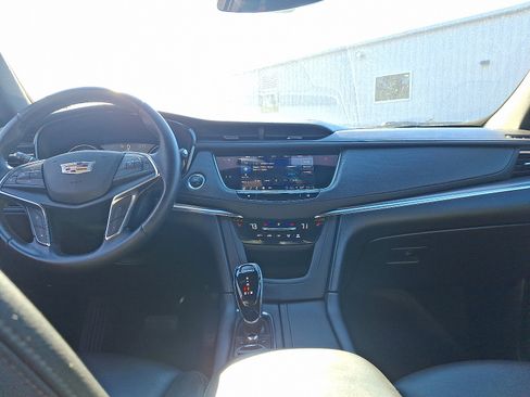 Certified 2022 Cadillac XT5 Luxury image 19