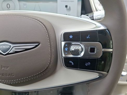 Used 2025 Genesis G90 3.5T AWD/4WD image 18