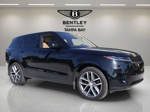 Used 2023 Land Rover Range Rover Sport SE AWD/4WD image 7