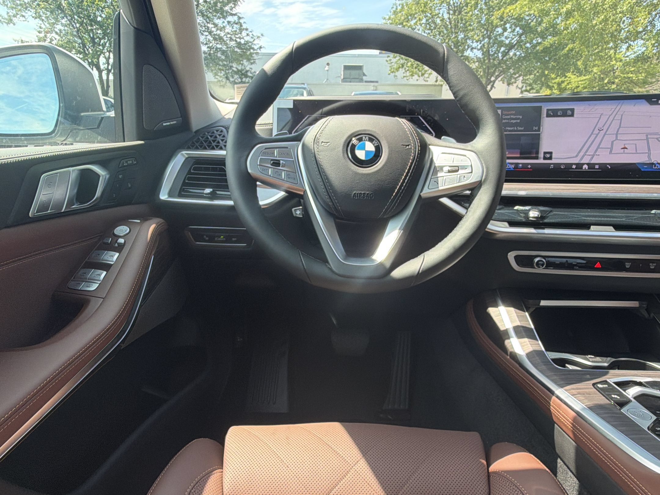 Used 2027 BMW X7 xDrive40i AWD/4WD image 29