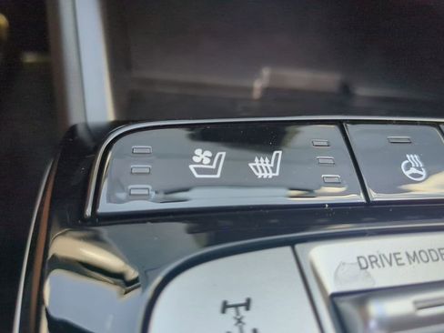 Certified 2024 Hyundai Tucson Limited image 24