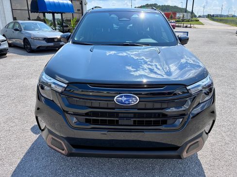 Used 2025 Subaru Forester Sport AWD/4WD image 6