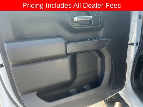 Used 2024 Chevrolet Silverado 1500 Custom Trail Boss w/ LPO, Dark Essentials Package AWD/4WD image 9