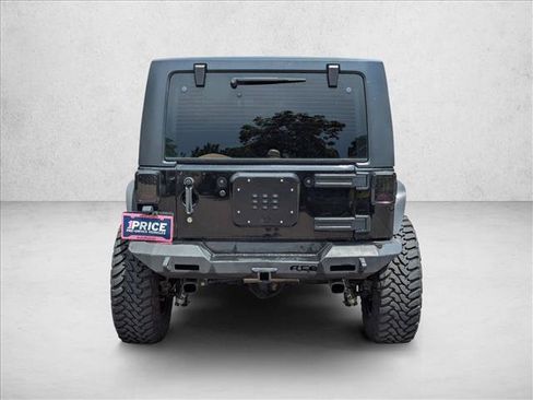 Used 2013 Jeep Wrangler Sport AWD/4WD image 6