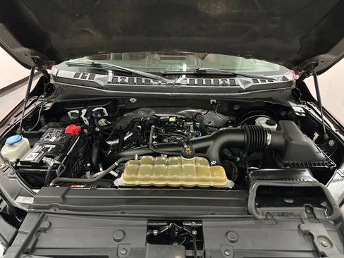 Used 2020 Ford F150 Lariat RWD image 6