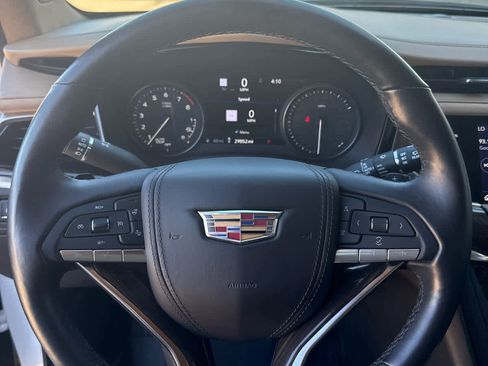 Used 2023 Cadillac XT6 Premium Luxury w/ Platinum Package image 16