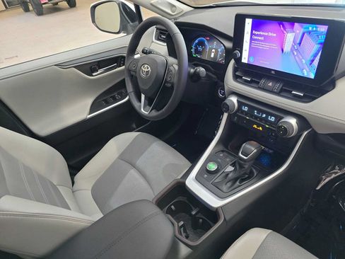 Certified 2023 Toyota RAV4 Limited AWD/4WD image 30