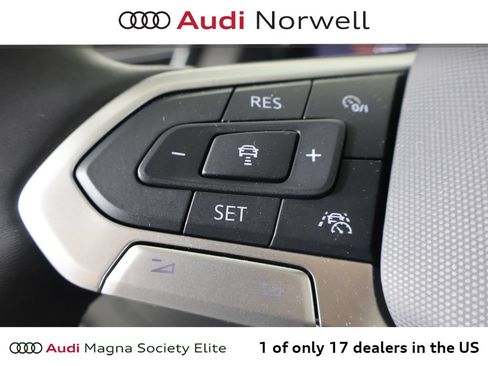 Used 2024 Volkswagen Atlas Peak Edition SEL AWD/4WD image 26