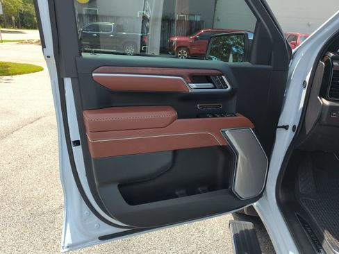 Certified 2026 GMC Sierra 1500 Denali Ultimate AWD/4WD image 17